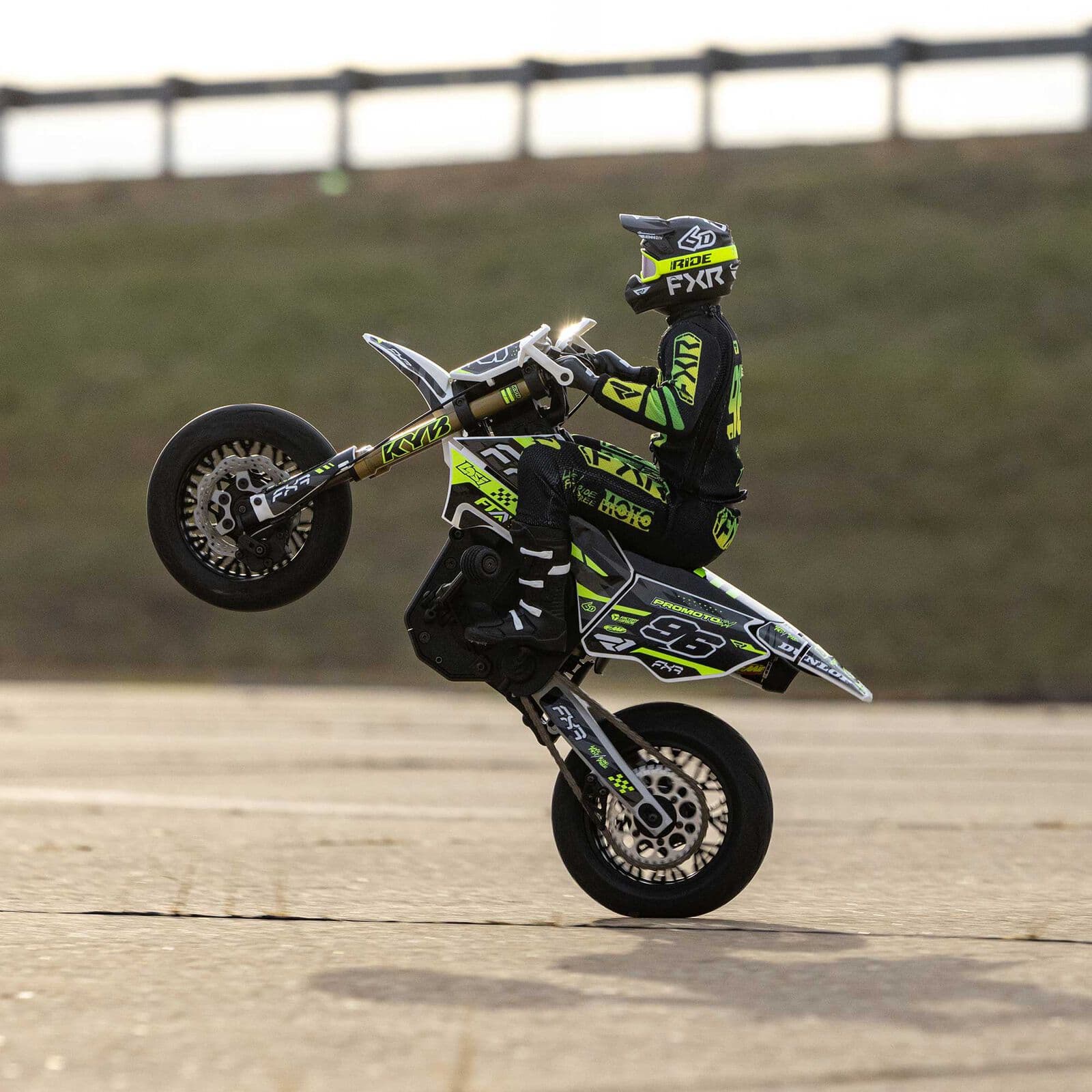 Losi Promoto-SM RC Motorcycle – Behind The Wheel