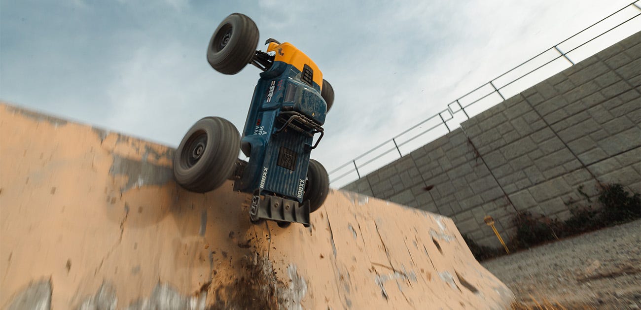 RC Stunt Truck