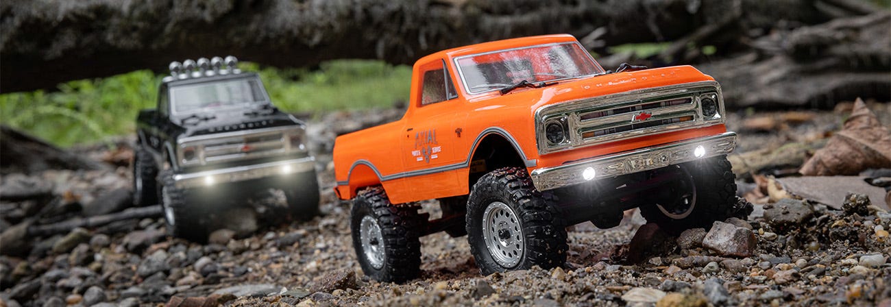 Axial remote control car