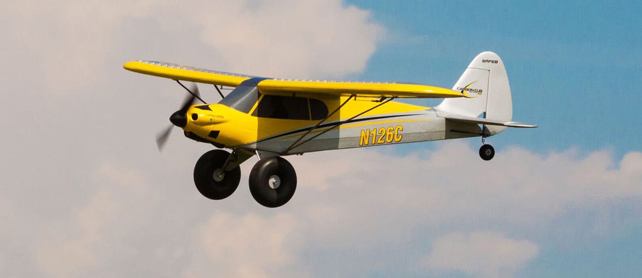 Trainer RC plane