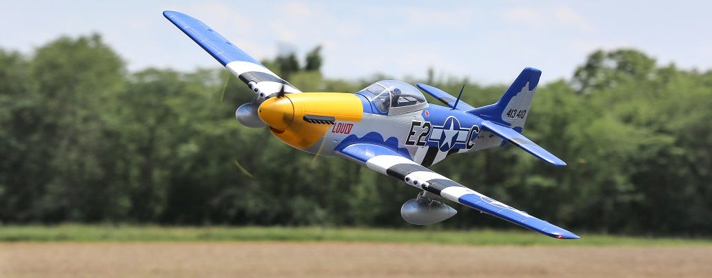 E-flite P51-D Mustang 1.5m RC plane