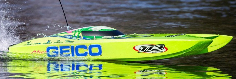 Proboat Miss GEICO Zelos 36